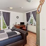 Hotel-krone-lounge מלון